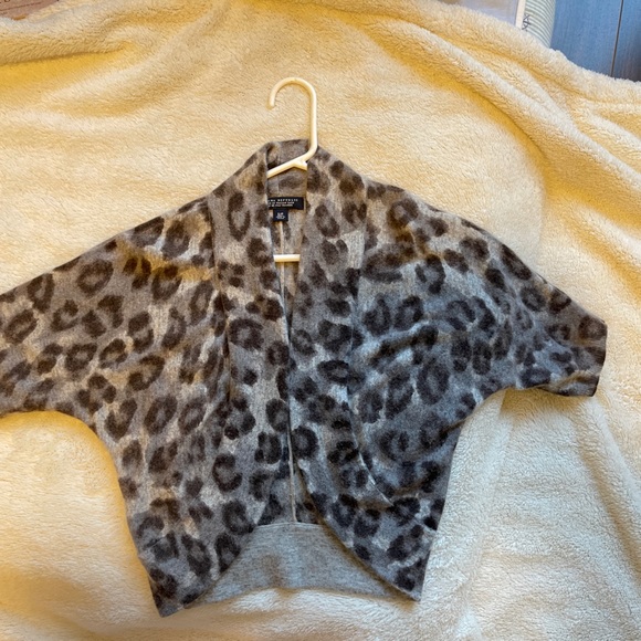 Banana Republic small sweater - Picture 3 of 7